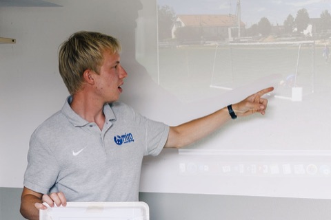 mijo-Coach beim Vereinstraining