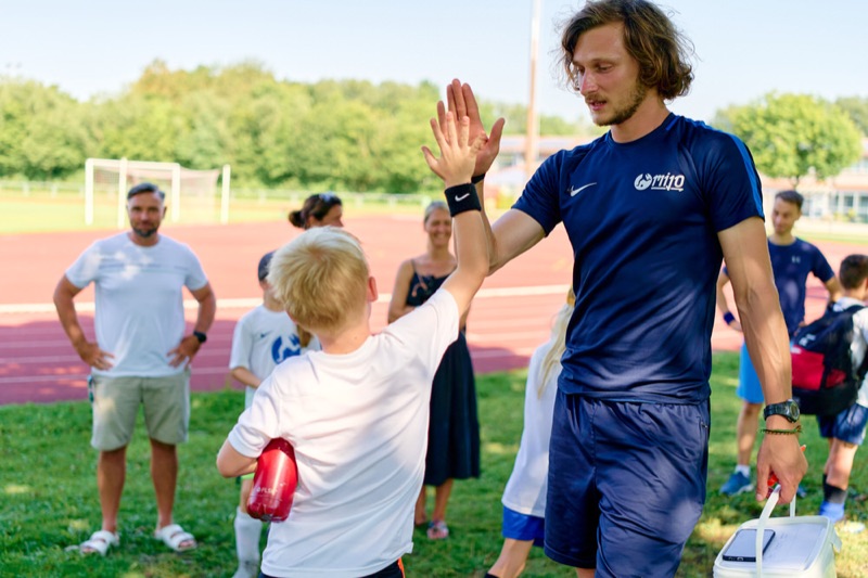 Jakob Maier mit Spielern